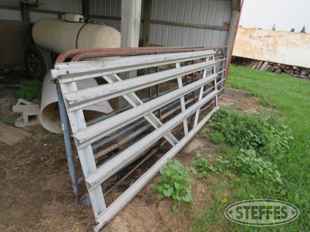 Livestock gates